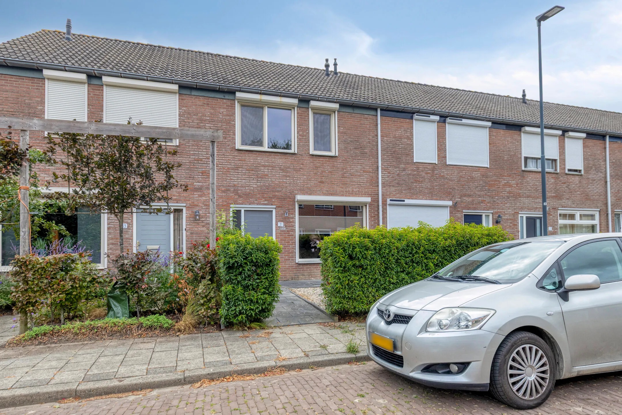 Tussenwoning Dortsmanstraat 31 in Lewedorp