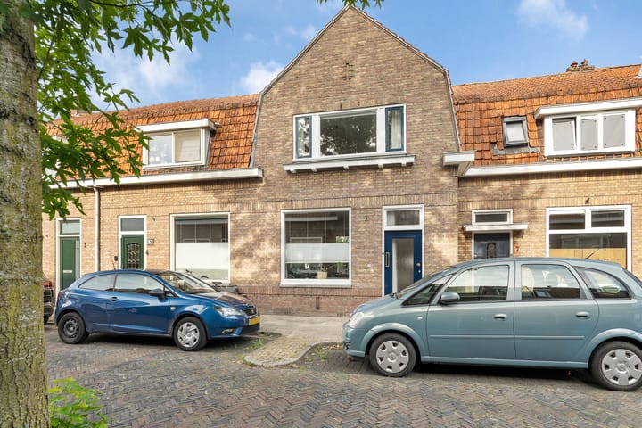 Eengezinswoning, tussenwoning Irisstraat 5 Zwolle