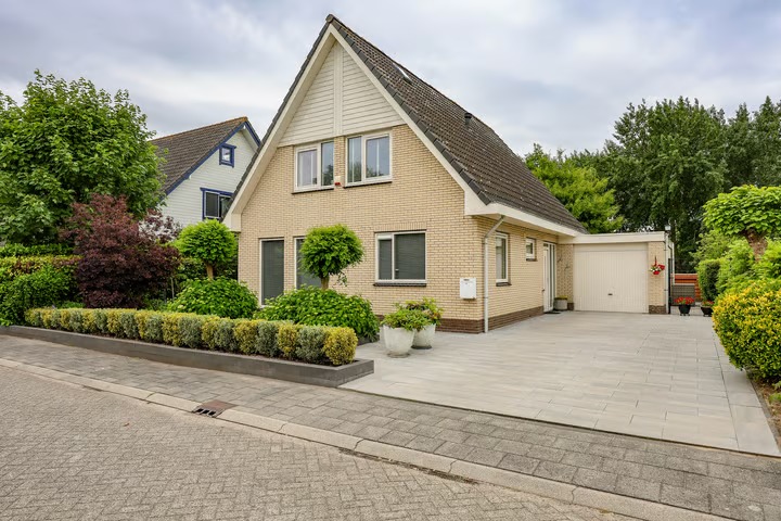 Vrijstaande woning Cissy van Marxveldtstraat 67 in Almere