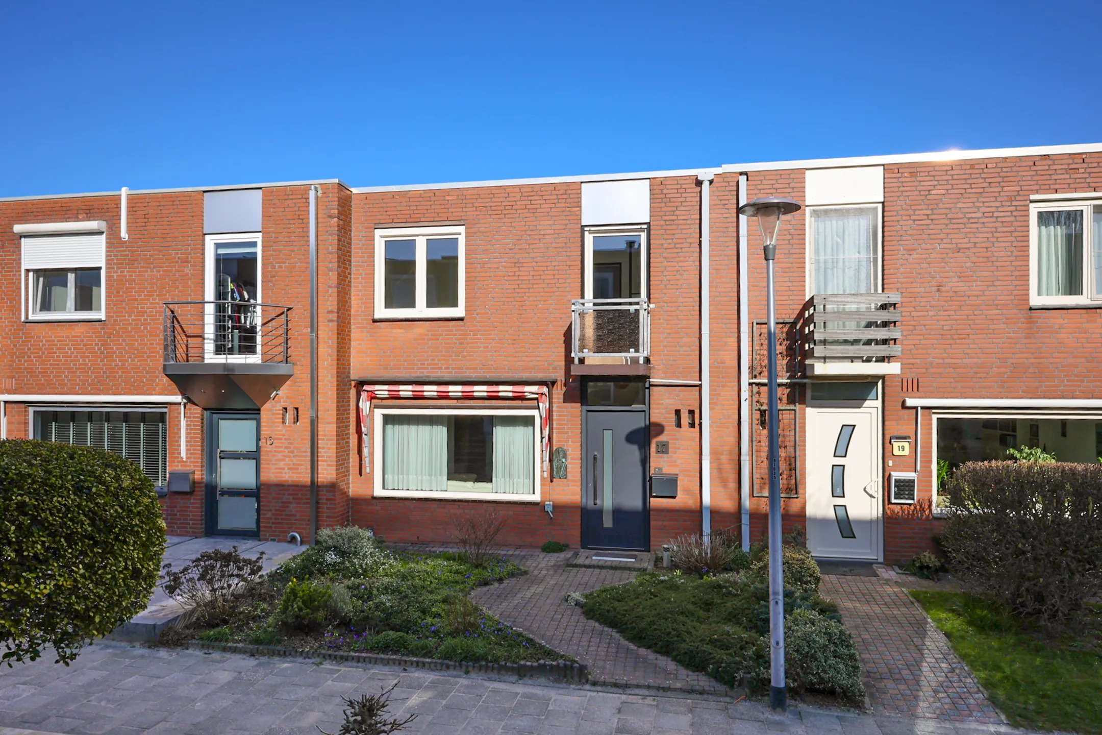 Tussenwoning Vredestraat 17 in Heerlen