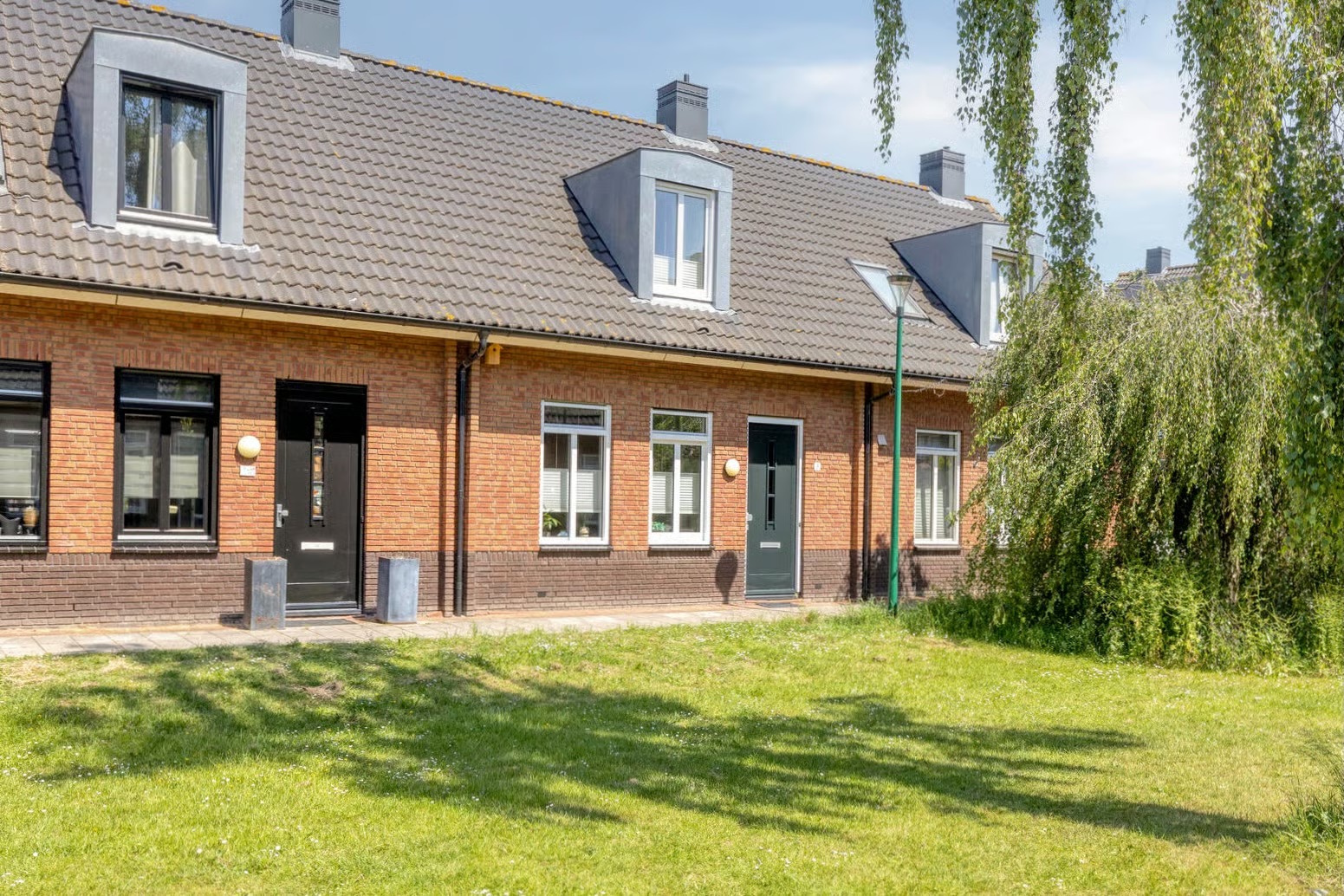 Tussenwoning Keermuur 3 Houten