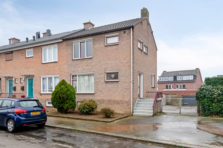 Eindwoning Woeringenstraat 12 in Stein