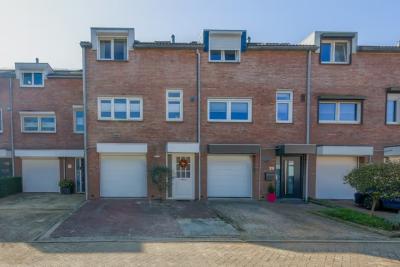Tussenwoning (drive-in woning) Frankenlaan 41 in Heerlen