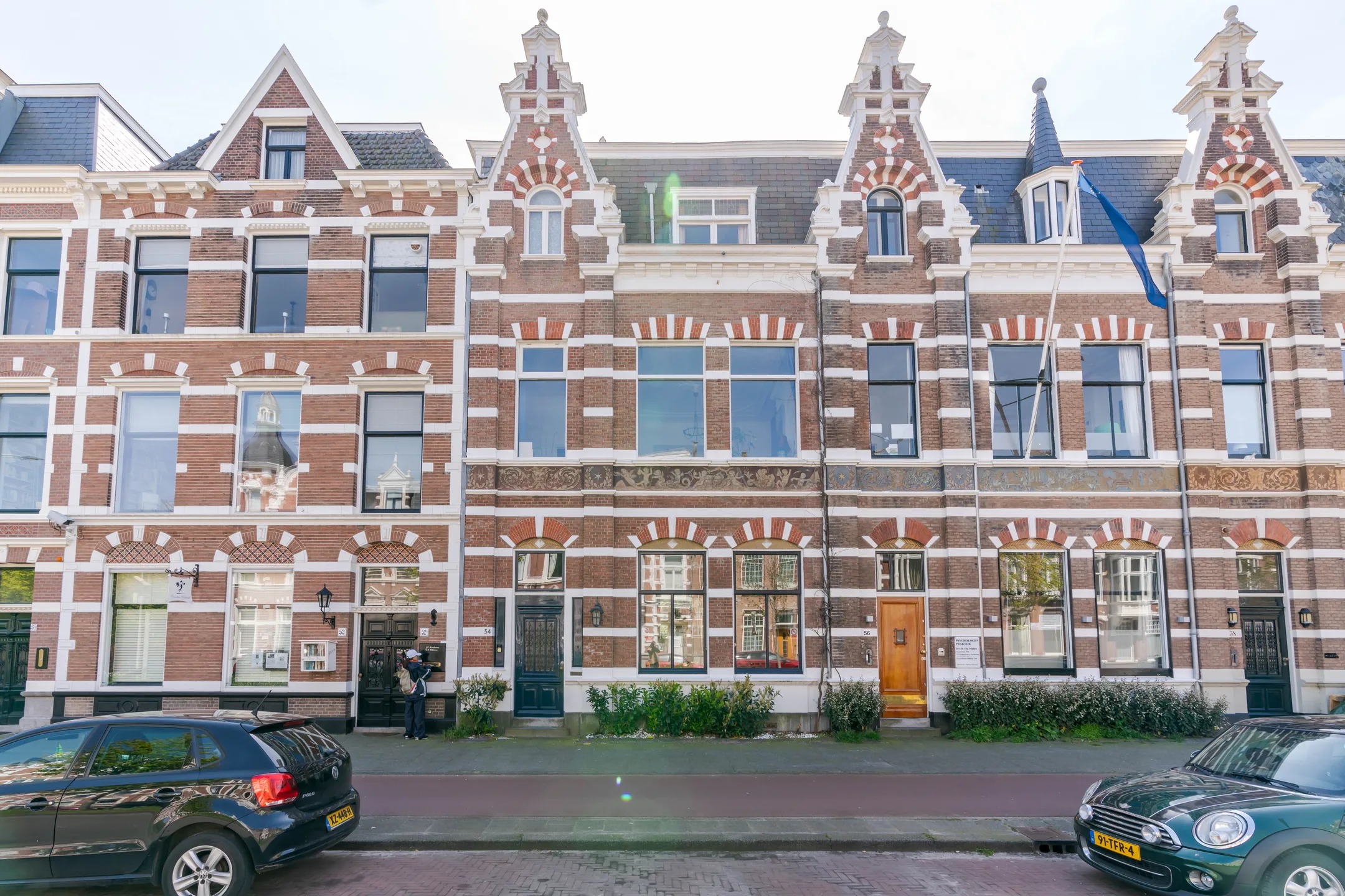 Tussenwoning Groot Hertoginnelaan 54 in Den Haag