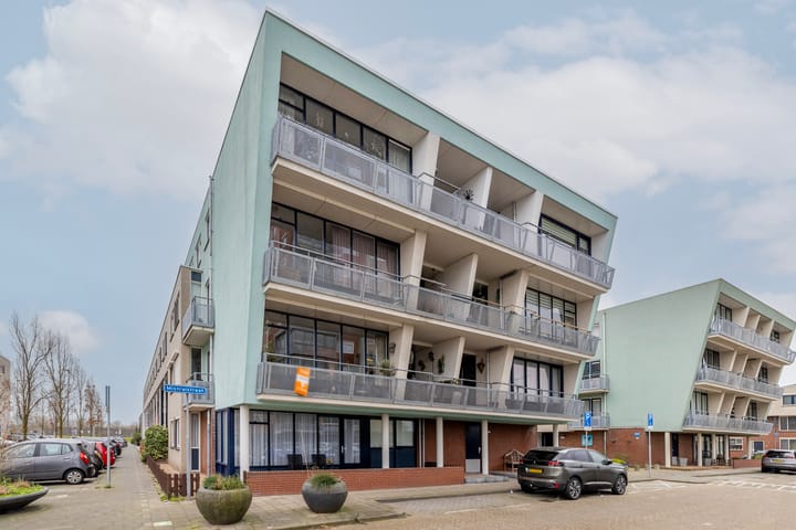 Portiekflat Mistralstraat 19 Rotterdam