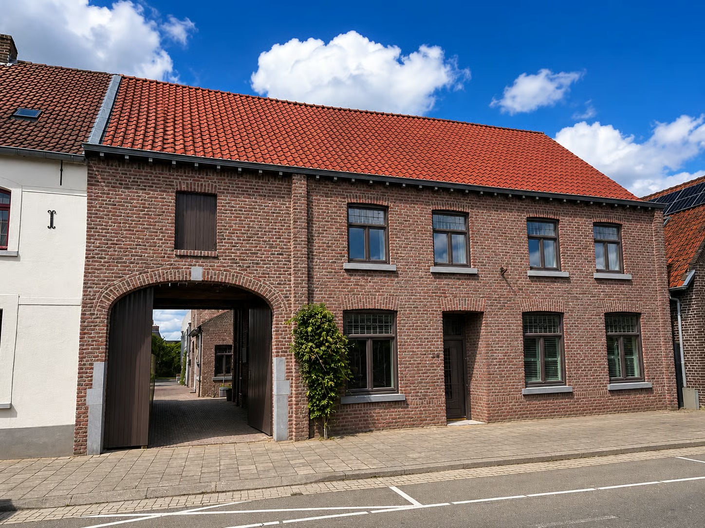 Hoekwoning Maasheuvel 24 in Roosteren