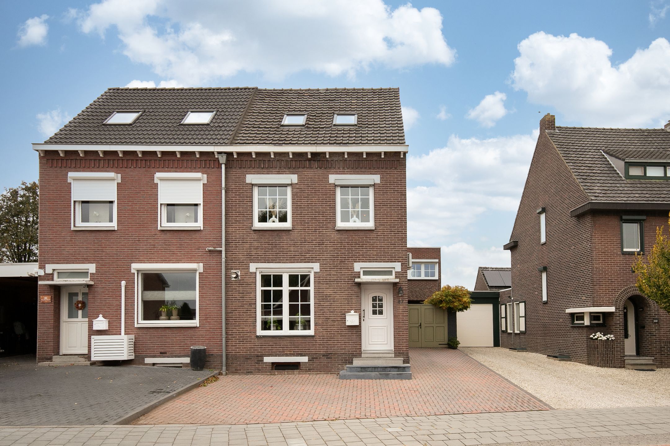 2-onder-1-kapwoning Eindstraat 87 in Schinveld