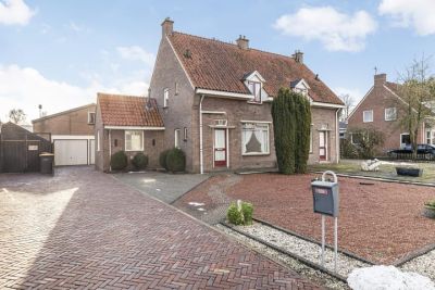 2-onder-1-kapwoning Perebomenweg 12 in Elim