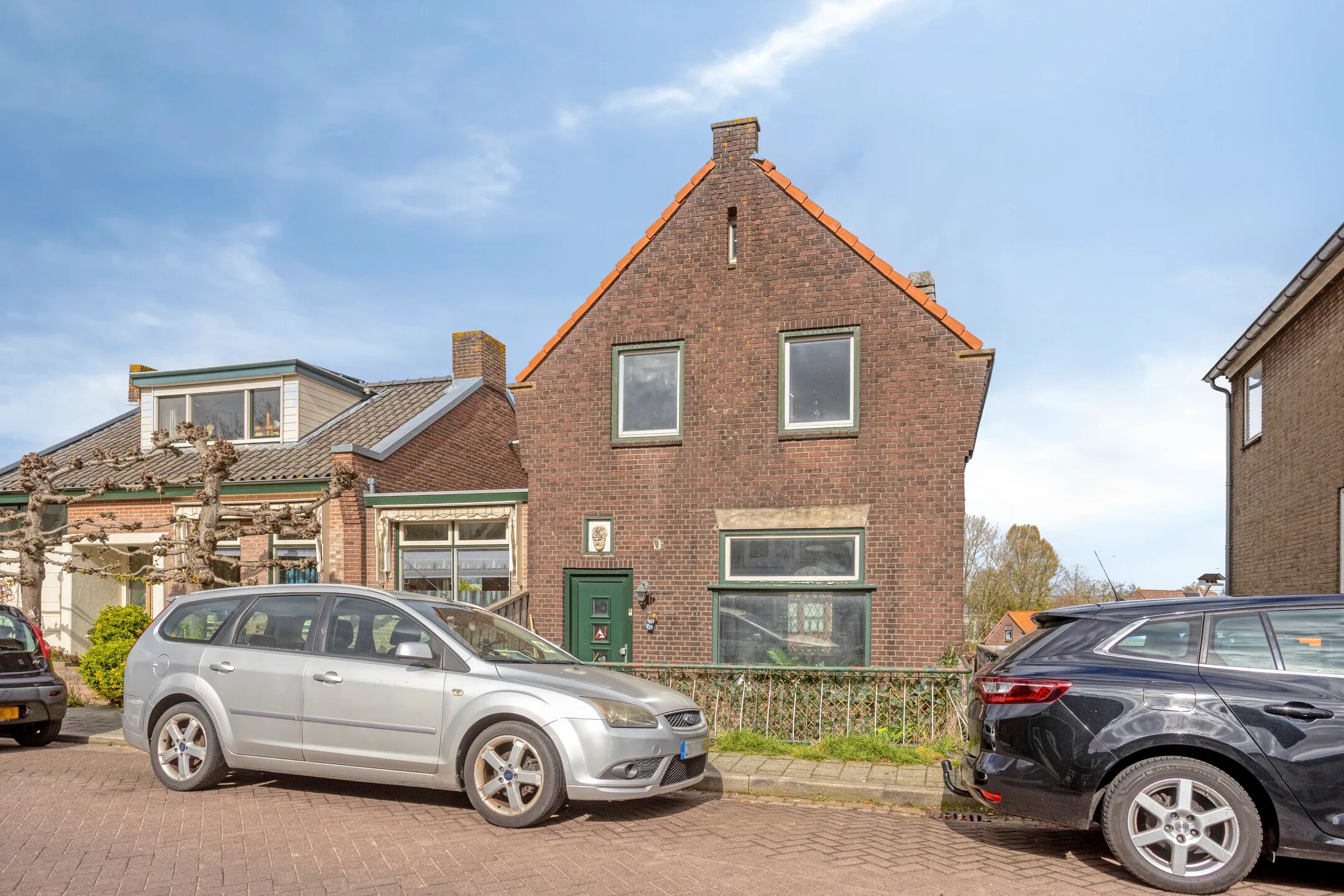 Halfvrijstaande woning (dijkwoning) Rivierdijk 796 in Hardinxveld-Giessendam