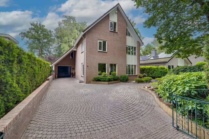 Vrijstaande woning J.C. Wilslaan 14 in Apeldoorn