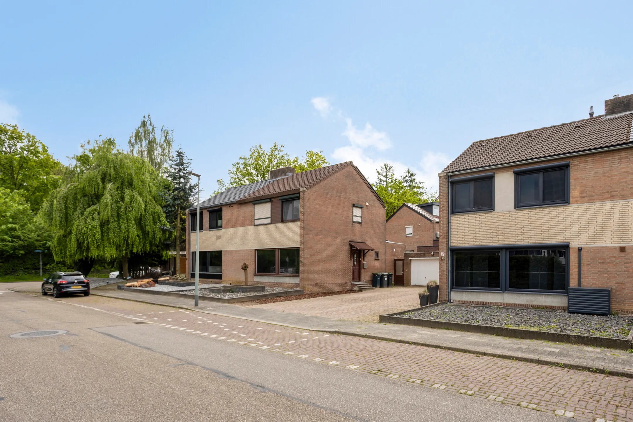 2-onder-1-kapwoning Ferdinand Bolstraat 14 in Brunssum