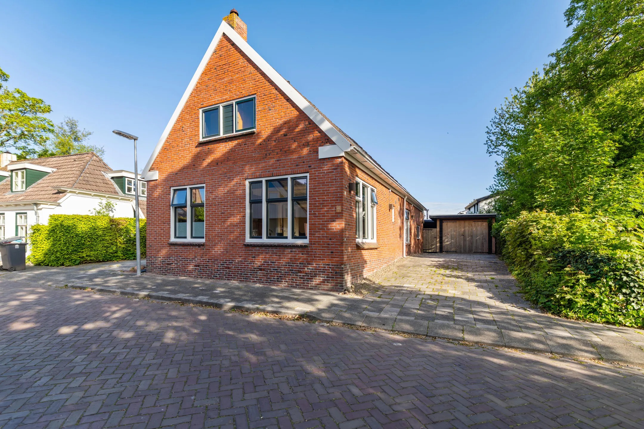 Vrijstaande woning Abdijstraat 11 in Aduard