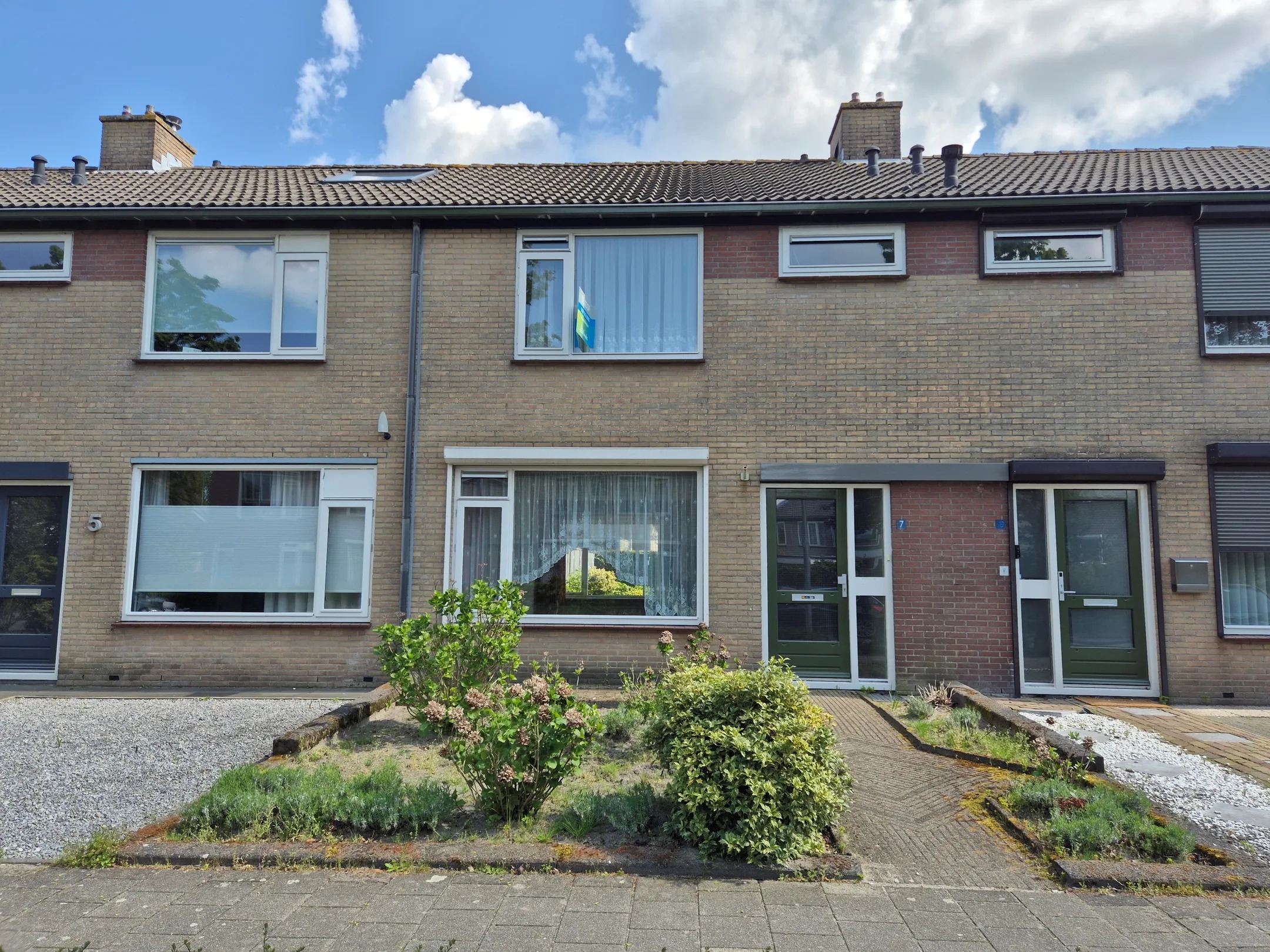 Tussenwoning Esdoornstraat 7 in Heerle