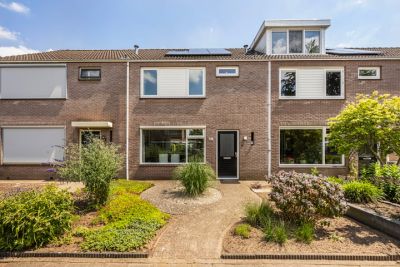 Tussenwoning Fabiushof 10 in Dalfsen
