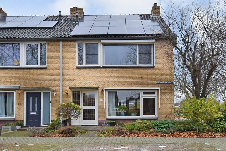 Hoekwoning Goudenregensingel 25 in Pijnacker