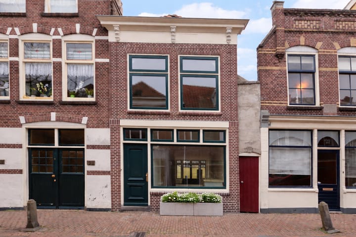 Hoekwoning Wilhelminastraat 54 in Gouda
