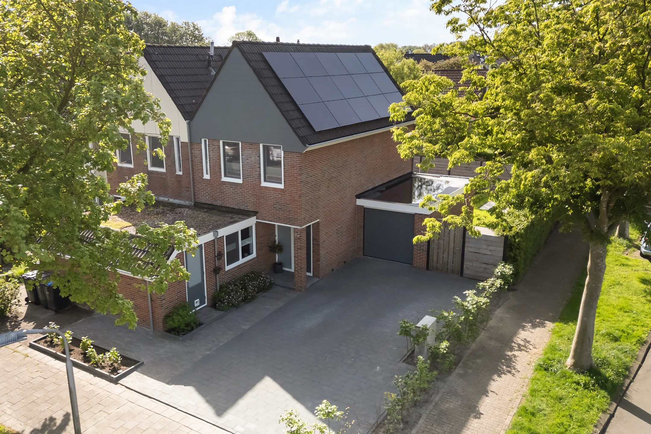 Hoekwoning Dotingastate 75 in Leeuwarden