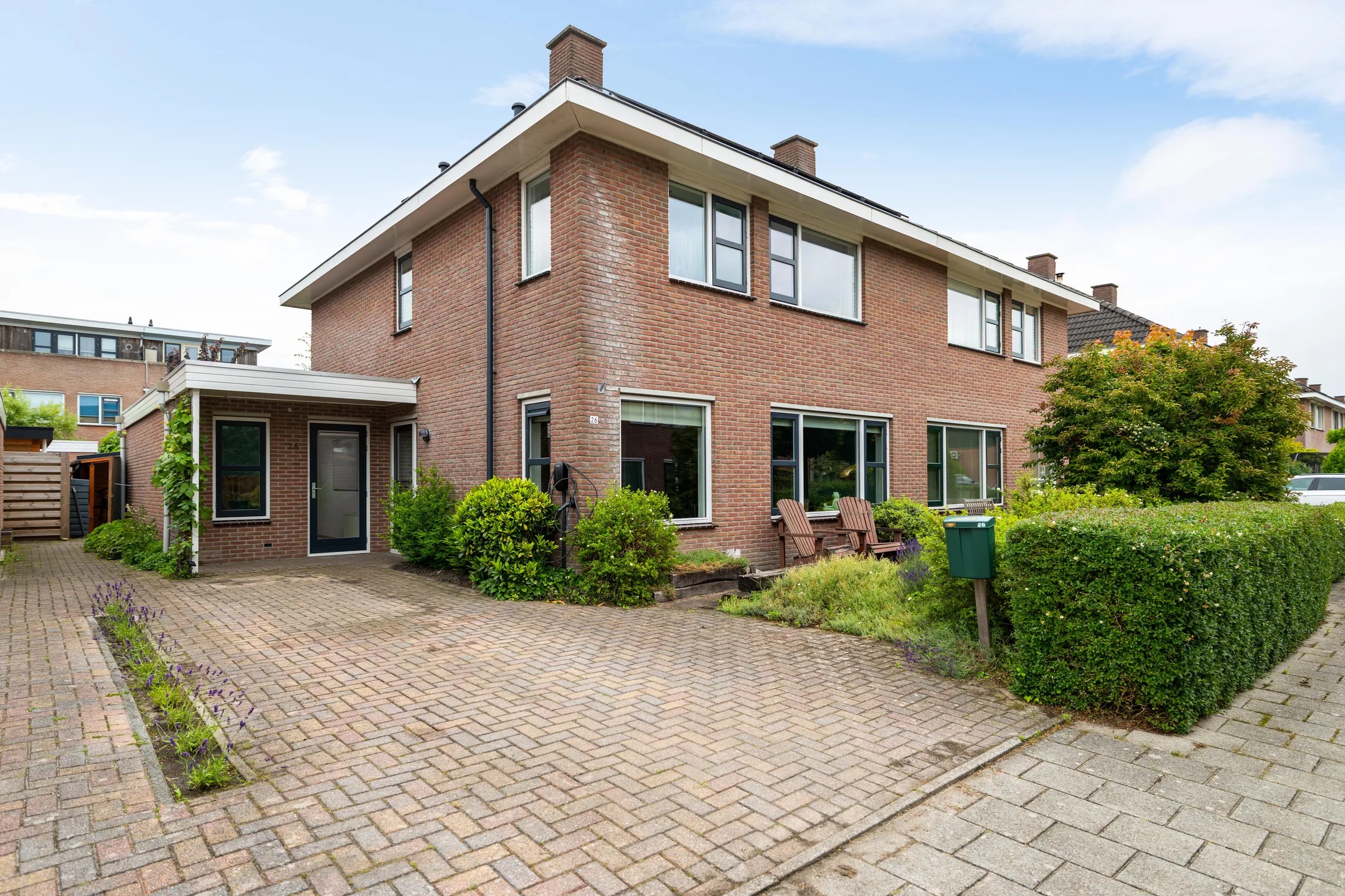 2-onder-1-kapwoning Ligusterhage 26 in Assen