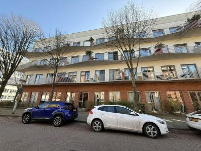 Dubbel benedenhuis President Kennedyplantsoen 11 in Amsterdam