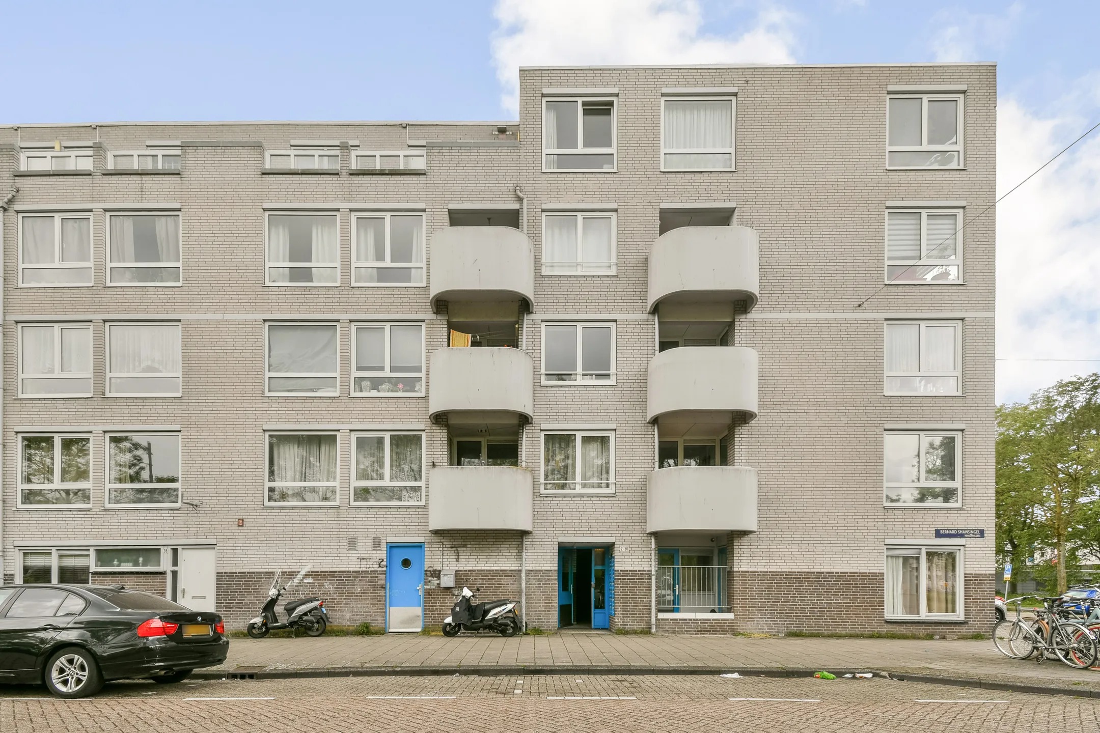 Portiekflat Bernard Shawsingel 28 in Amsterdam