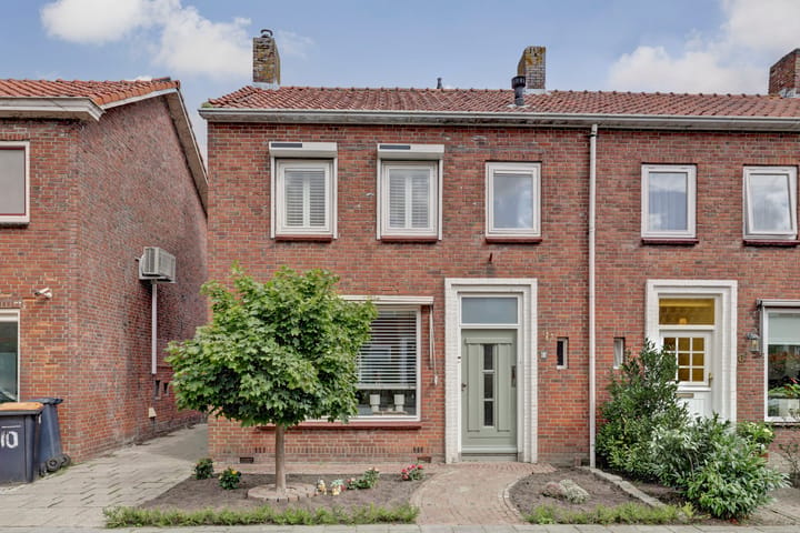 Eengezinswoning, hoekwoning Lijsterbesstraat 8 in Nieuwerkerk
