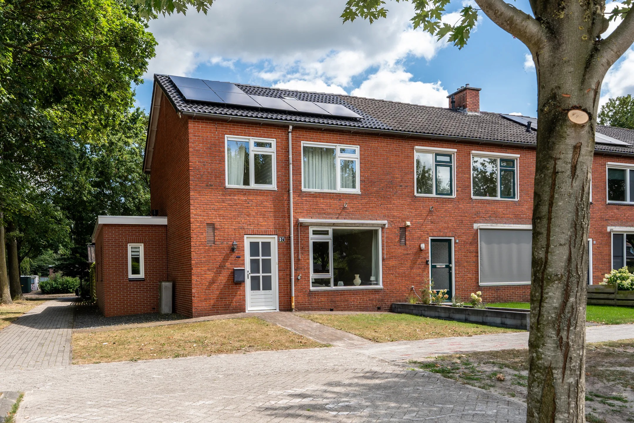 Hoekwoning Molenstraat 57 in Mussel