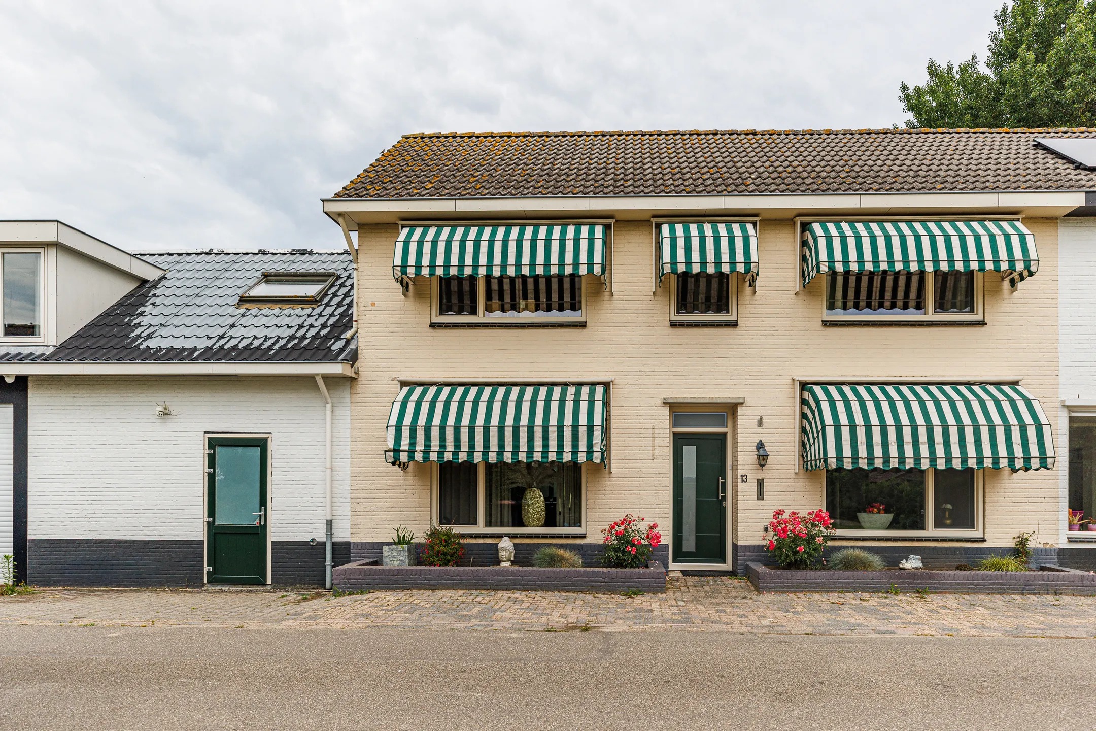 Geschakelde woning Pelsendijk 13 in De Heen