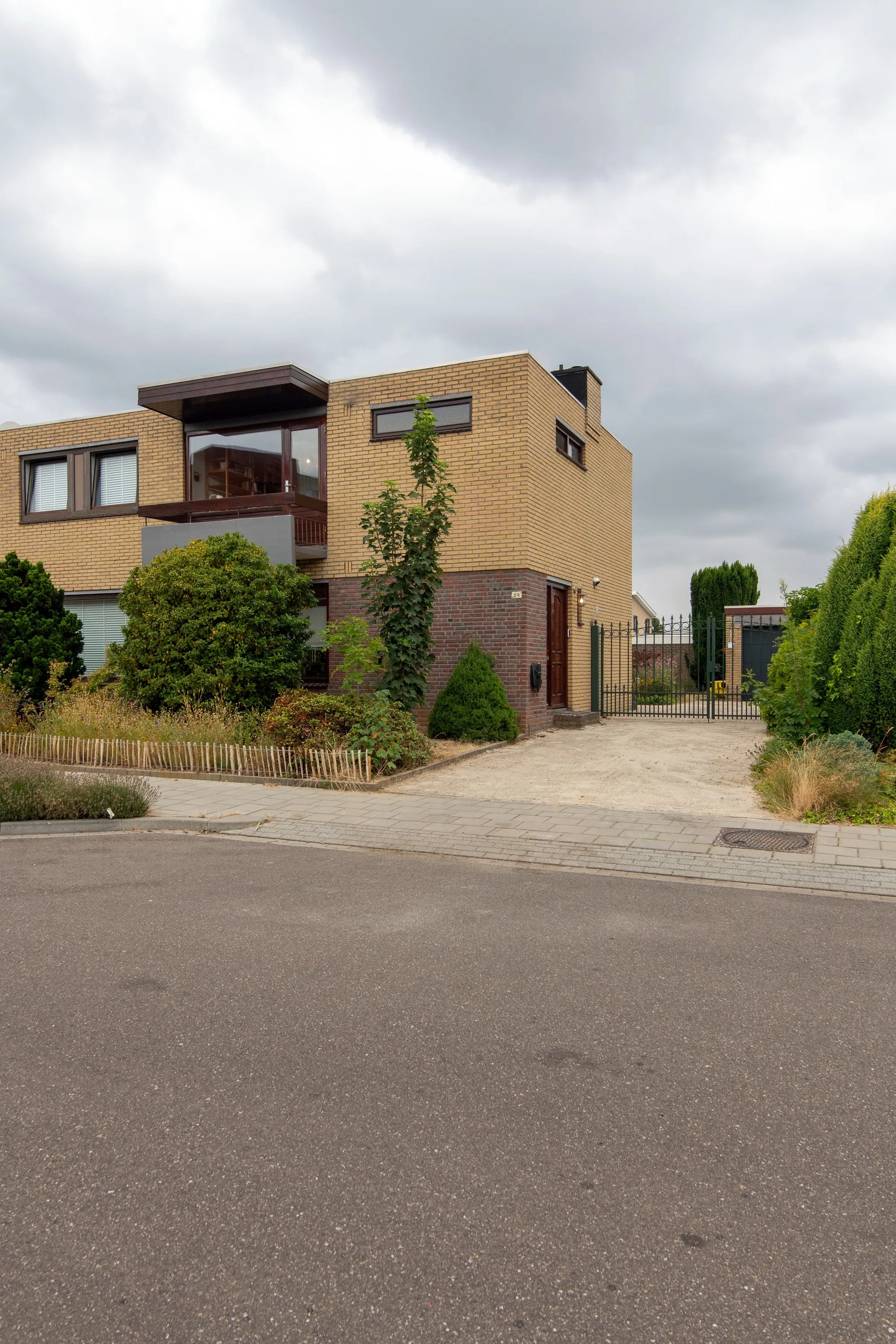 2-onder-1-kapwoning Kremerslaan 14 in Landgraaf