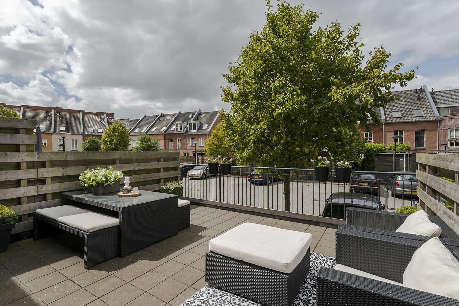Tussenwoning Laan van Broekpolder 317 in Heemskerk