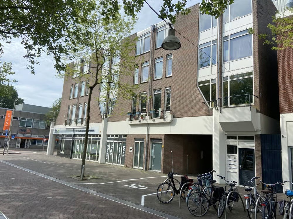 Bovenwoning Burgemeester Kuperusplein 49 B in Heerenveen