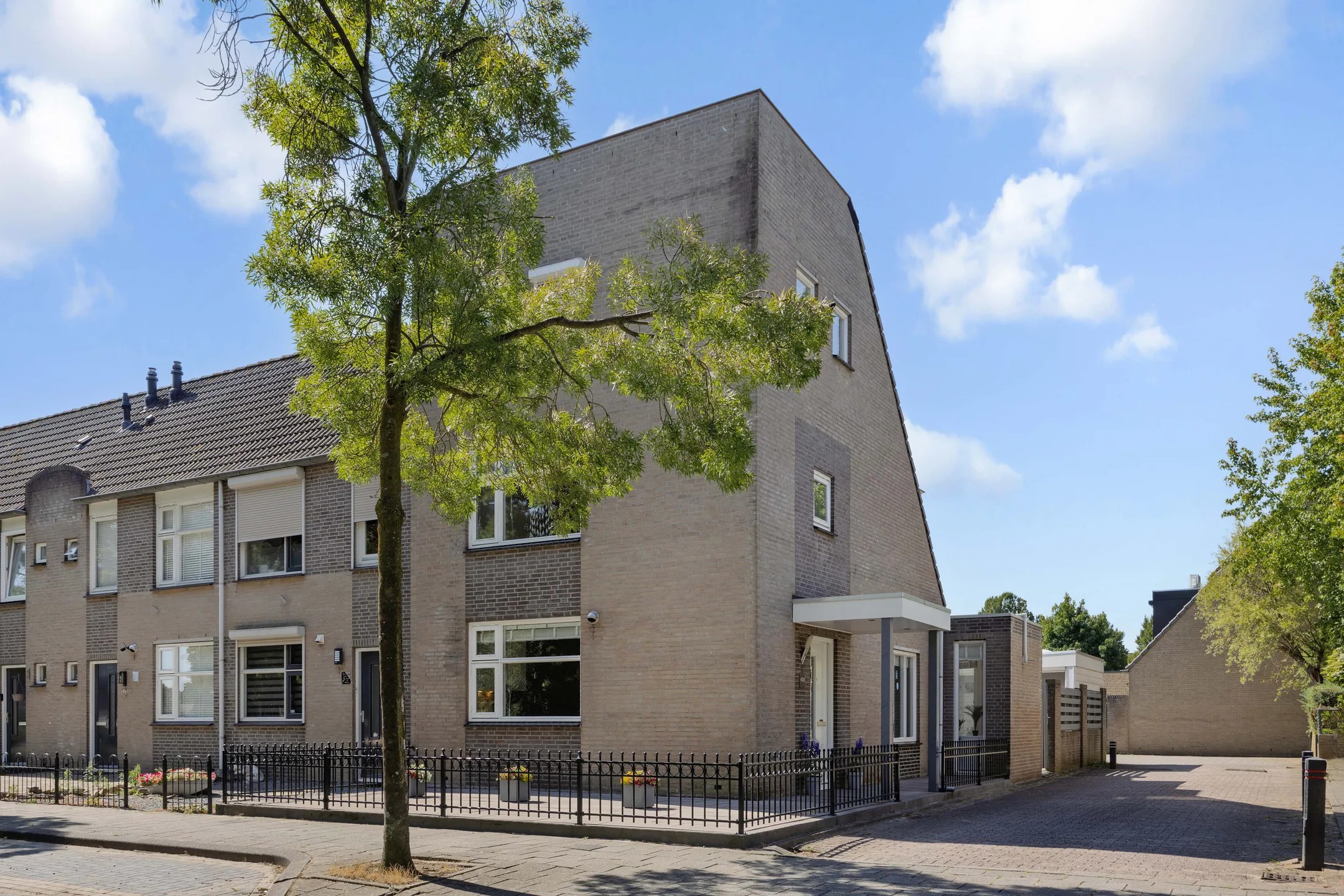 Hoekwoning Zwartbroekweg 400 in 's-Hertogenbosch
