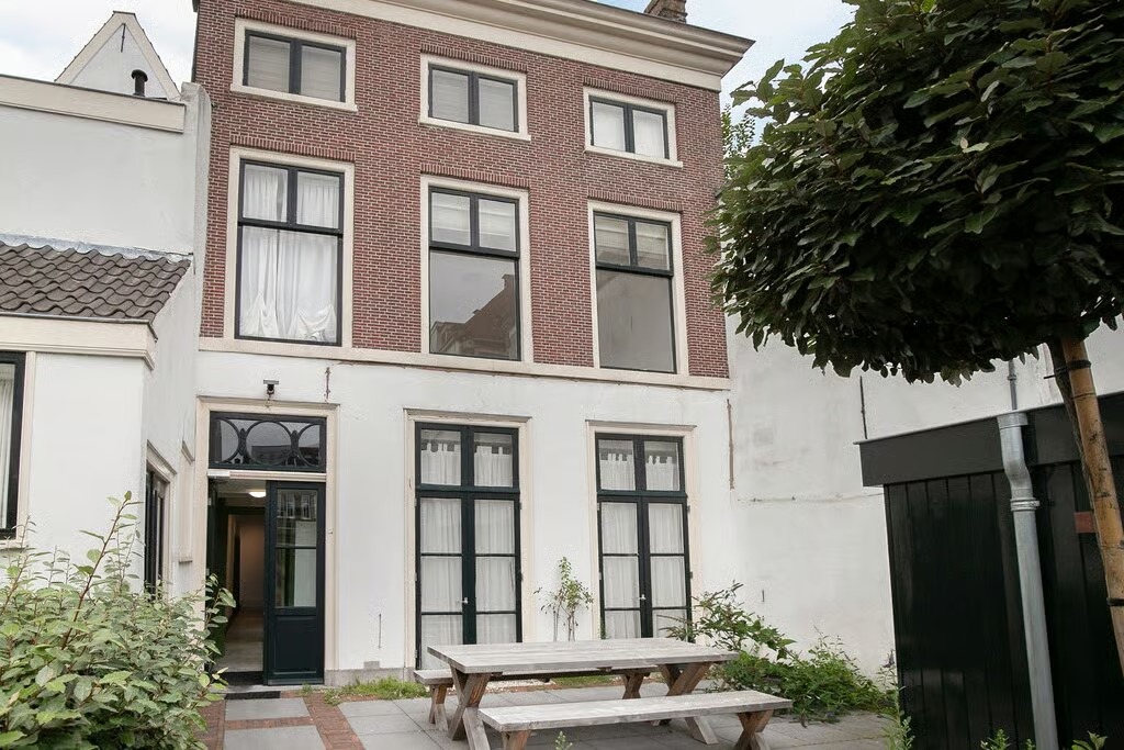 Tussenverdieping Apothekersdijk 26 G Leiden