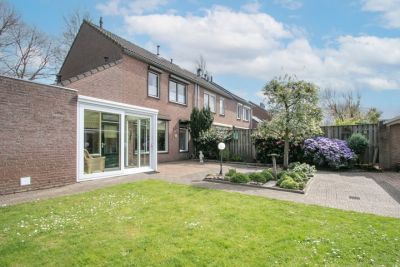 Hoekwoning Pastoor Rieterstraat 51 in Weert