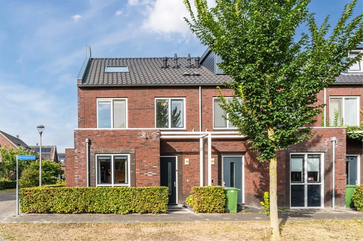 Hoekwoning Hermelijnzoom 16 in Pijnacker
