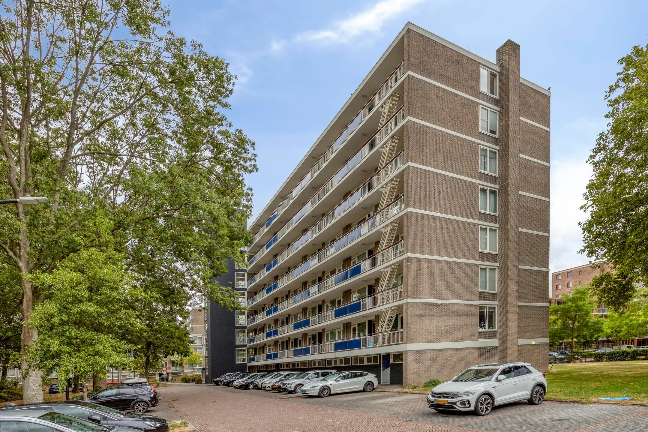 Galerijflat Toon Verheystraat 83 in Schiedam