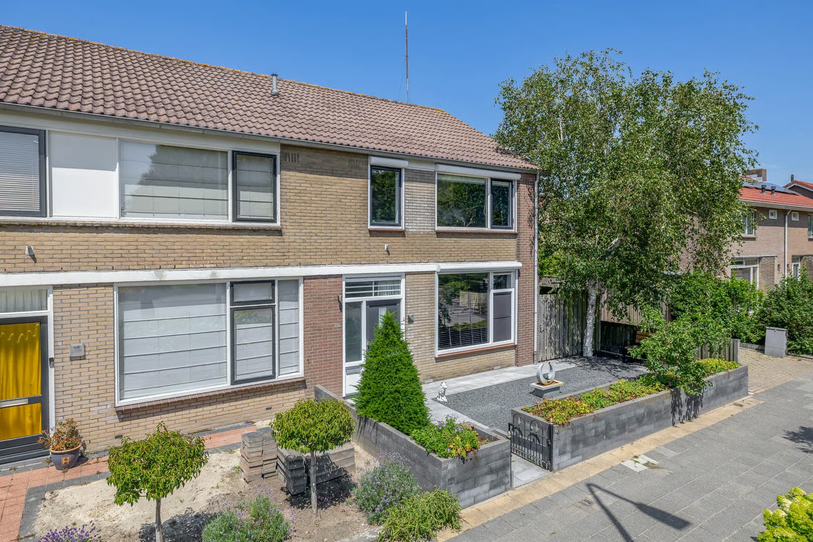 Hoekwoning Rottenburgseweg 98 in Middelharnis