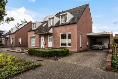 Eengezinswoning, 2-onder-1-kapwoning Smeetjeshofstraat 11 in Weert