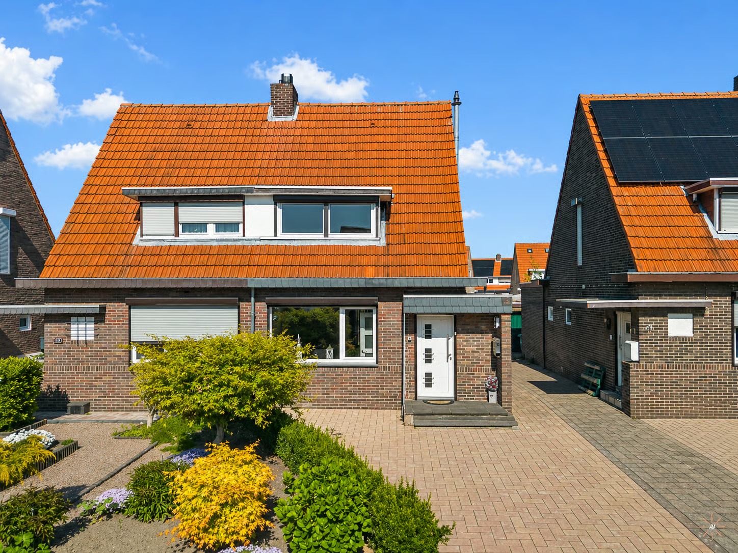2-onder-1-kapwoning Nieuwenhagerstraat 19 in Landgraaf