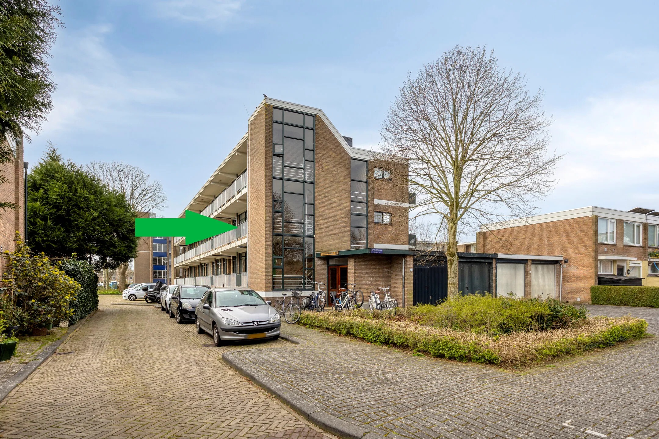 Galerijflat Reviusstraat 72 in Alkmaar