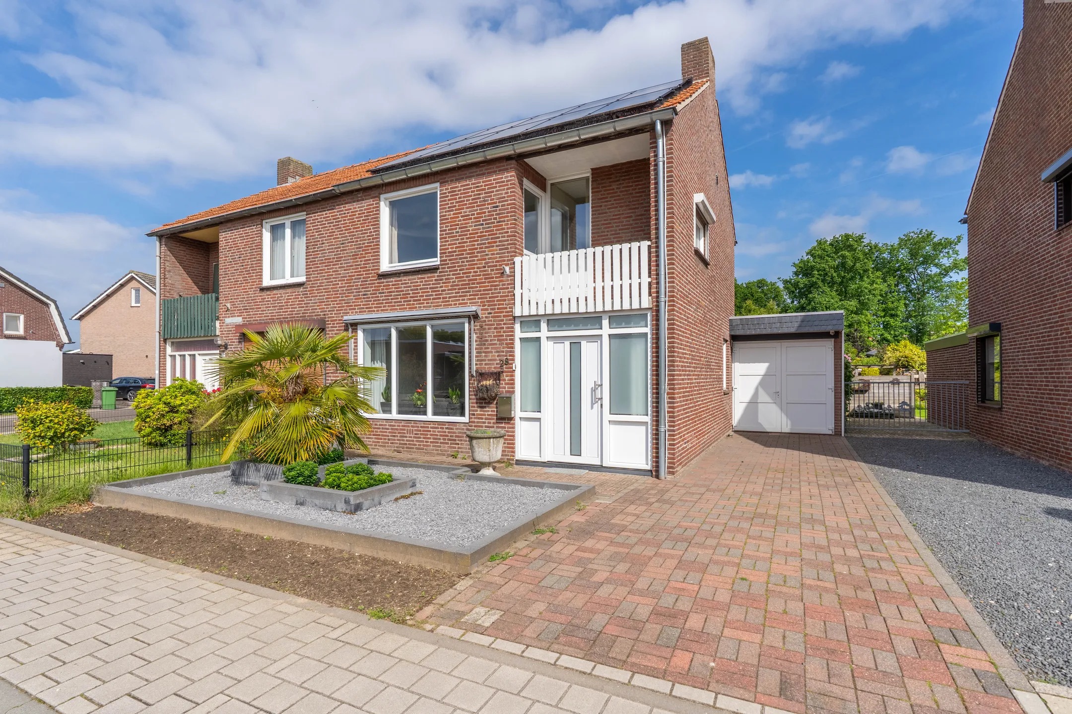 2-onder-1-kapwoning Nieuwstraat 28 in Blitterswijck