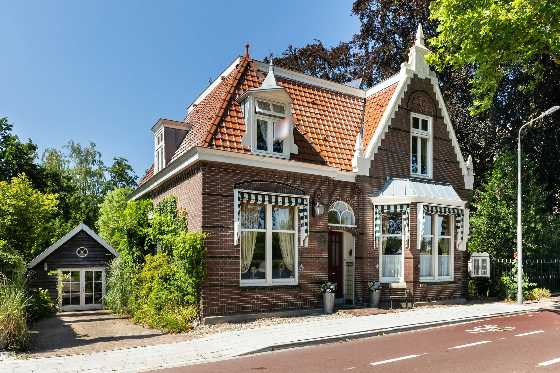 Vrijstaande woning (dijkwoning) Amsteldijk Zuid 146 Amstelveen
