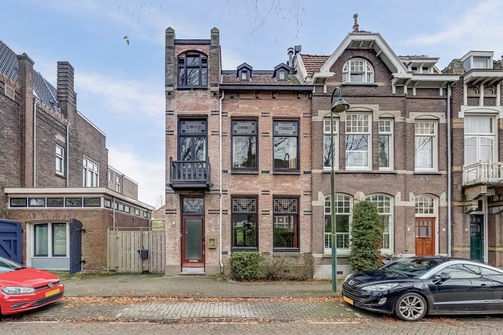 Hoekwoning van Beverninghlaan 32 in Gouda