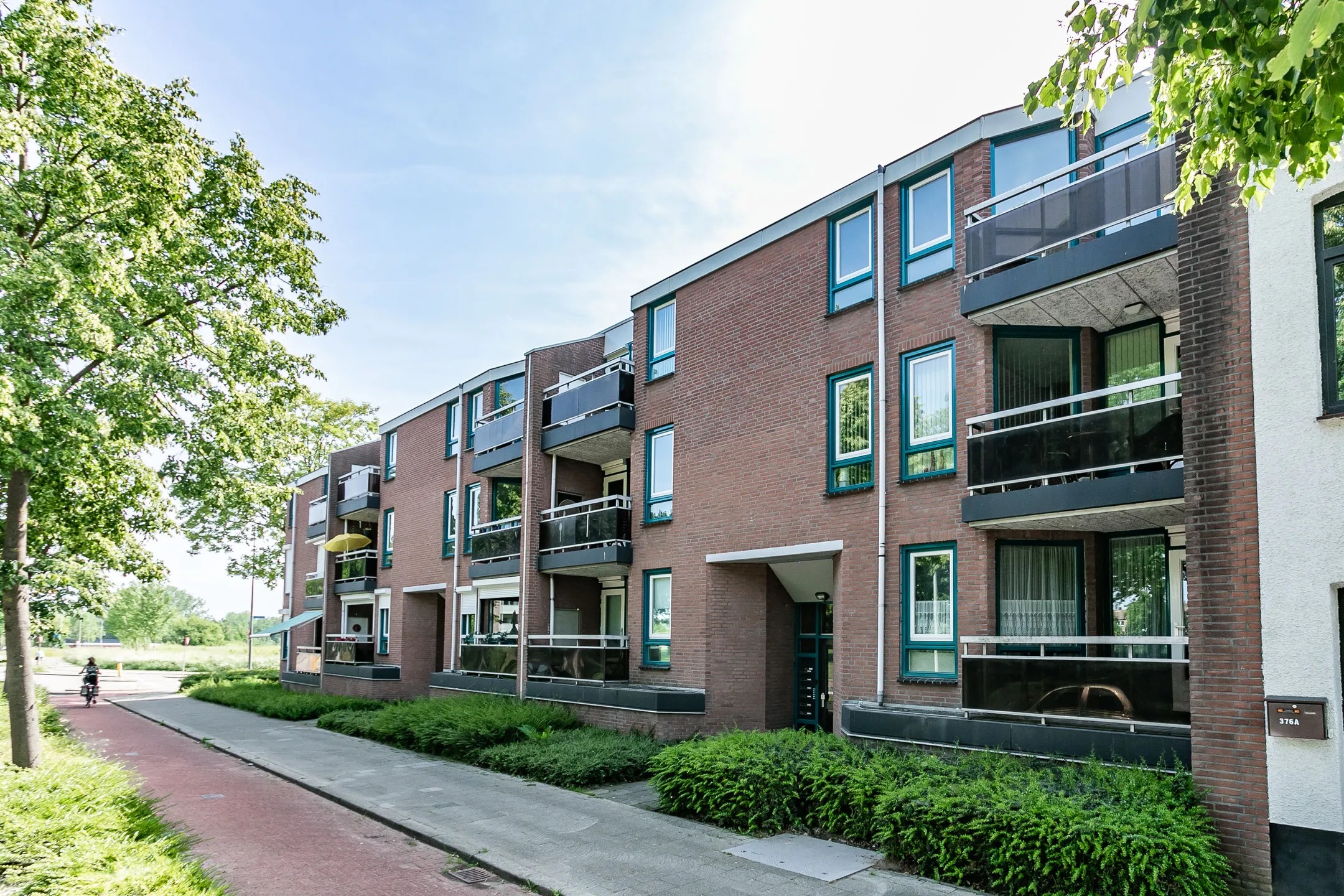 Portiekflat Akerstraat-Noord 384 in Hoensbroek