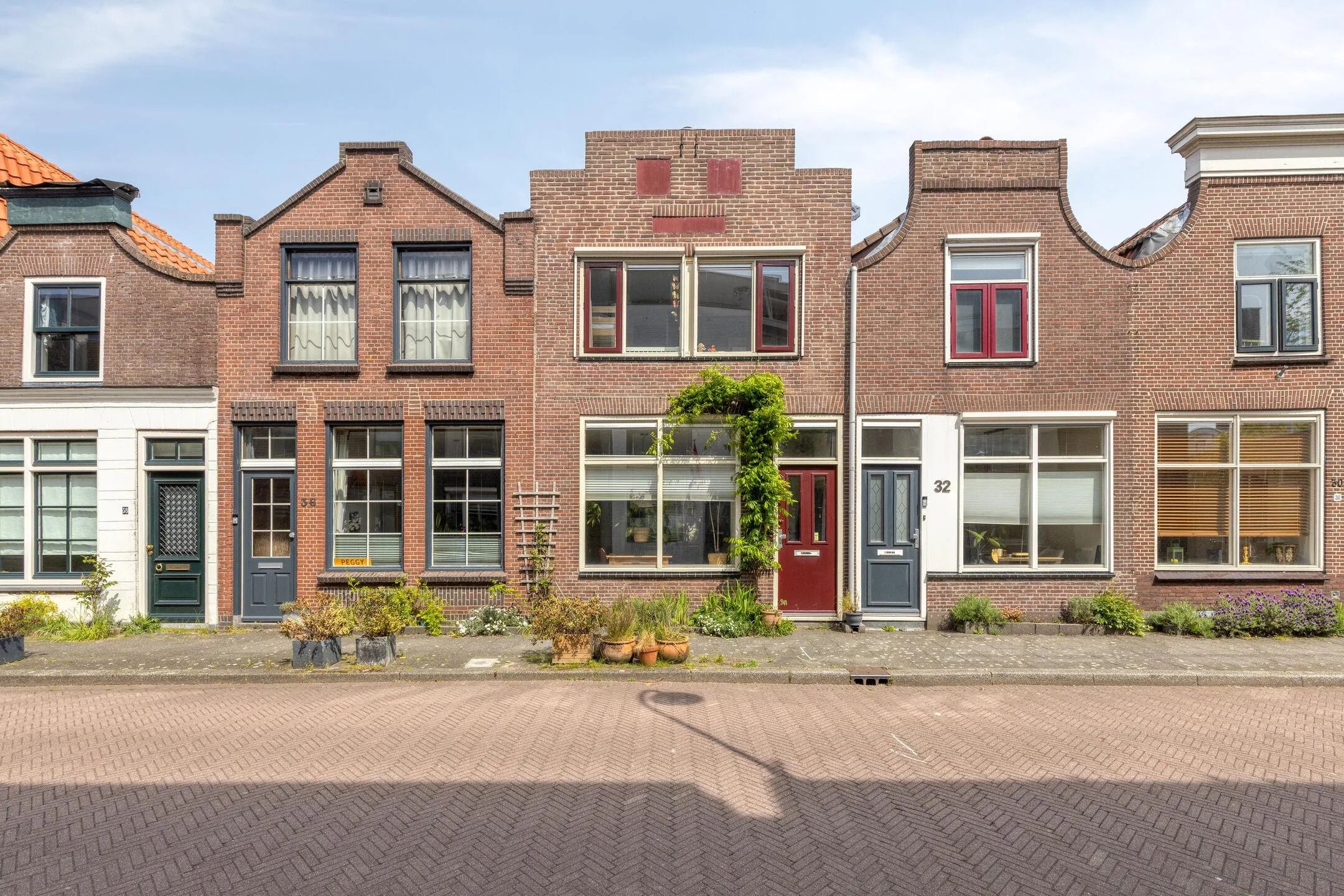 Tussenwoning van Strijenstraat 34 in Gouda