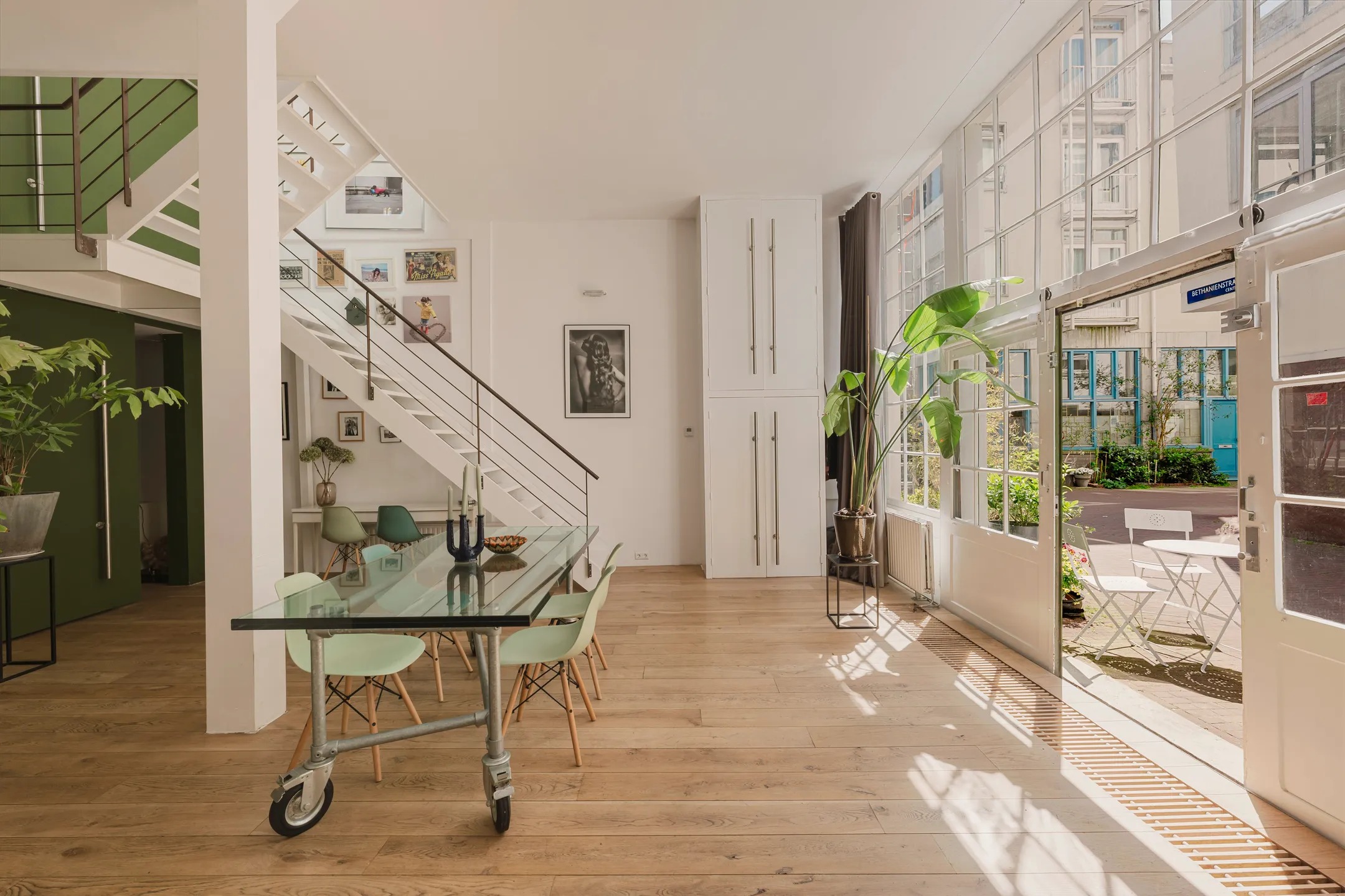 Tussenwoning Bethaniënstraat 15 in Amsterdam