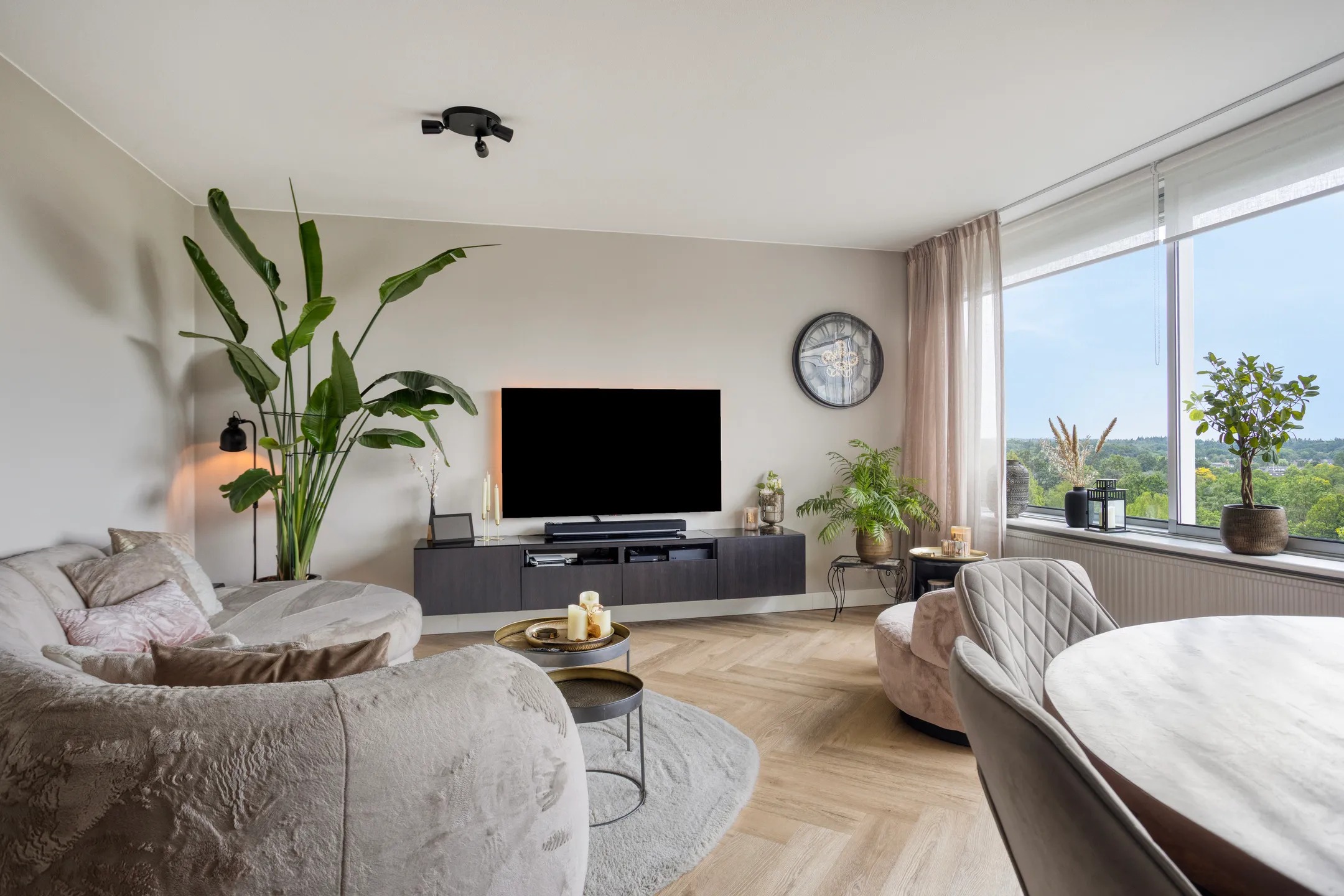 Portiekflat Veenbesstraat 196 in Soest