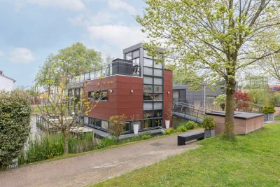 Vrijstaande woning Burt Bacharachstraat 8 in Utrecht