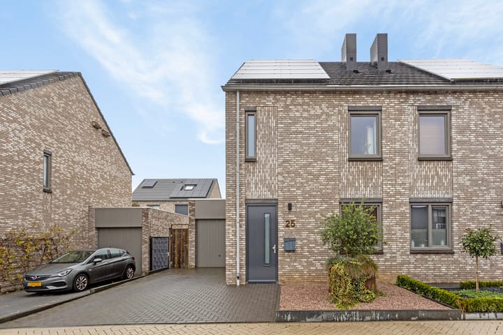 2-onder-1-kapwoning Spechtstraat 25 Kerkrade