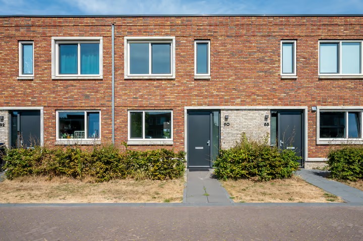 Tussenwoning Laura Bassihof 90 in Almere