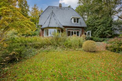 Herenhuis, vrijstaande woning Den Hulst 122 in Nieuwleusen